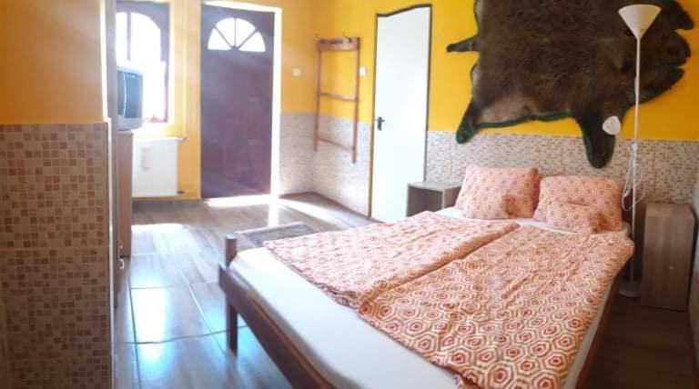 Gabor Vendeghaz Hotel Egerszalók Buitenkant foto